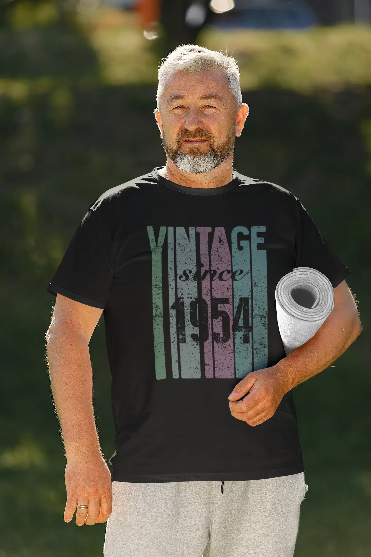 1954, Vintage Since 1954 Men's T-shirt Black Birthday Gift 00502