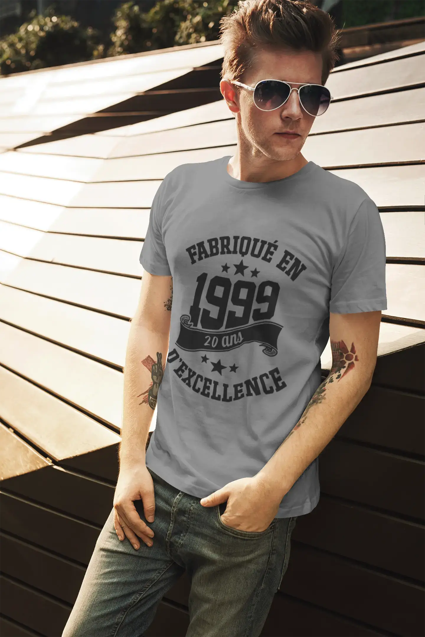 ULTRABASIC - Fabriqué en 1999, 20 Ans d'être Génial Unisex T-Shirt Bordeaux