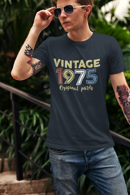 ULTRABASIC - Graphic Printed Men's Vintage 1975 T-Shirt Deep Black