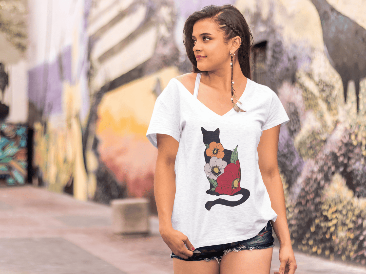 ULTRABASIC Graphic Women's T-Shirt Cat - Vintage Printed Shirt - Cat Lovers
