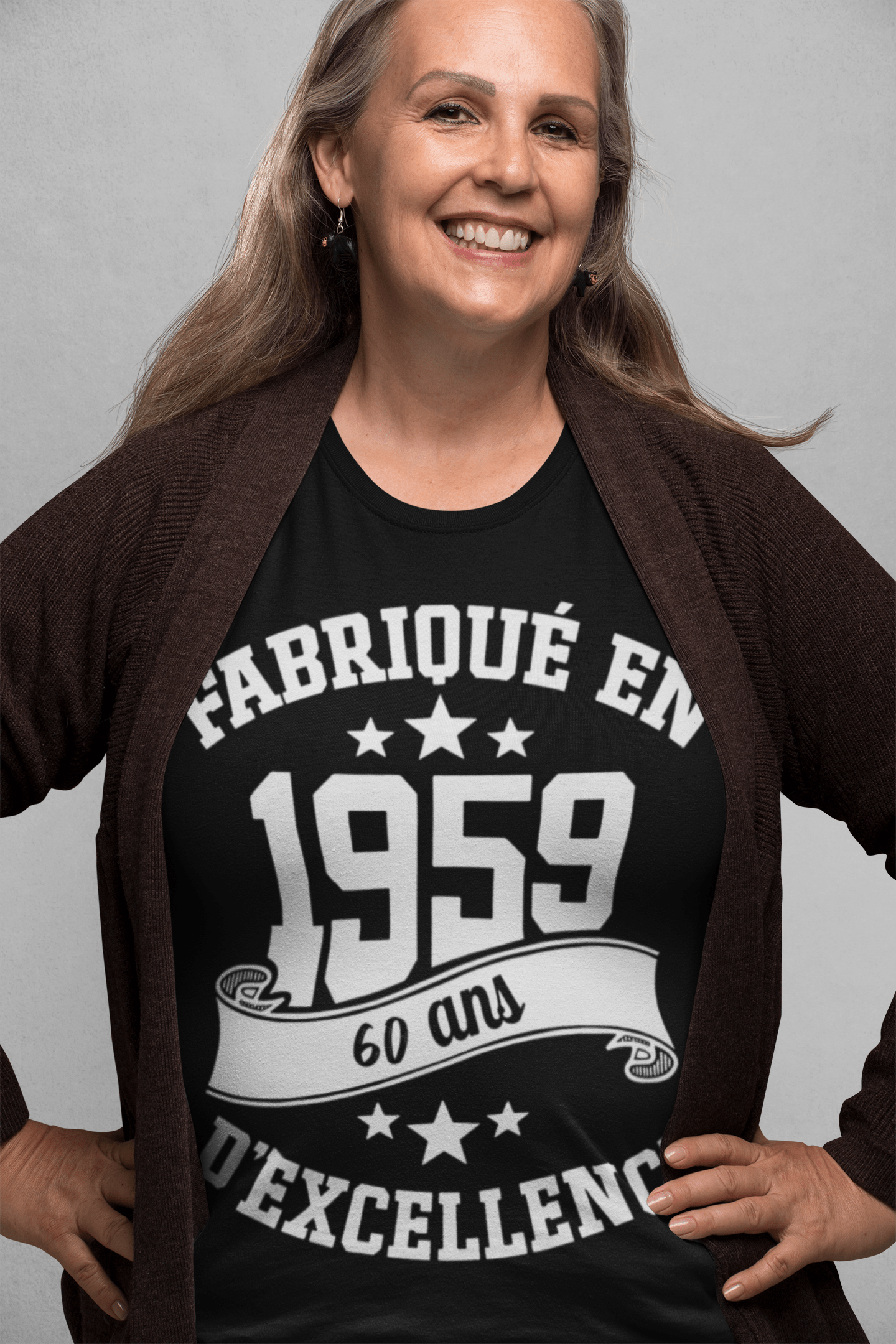 Ultrabasic - Tee-Shirt Femme col Rond Décolleté Fabriqué en 1959, 60 Ans d'être Génial T-Shirt Noir Profond